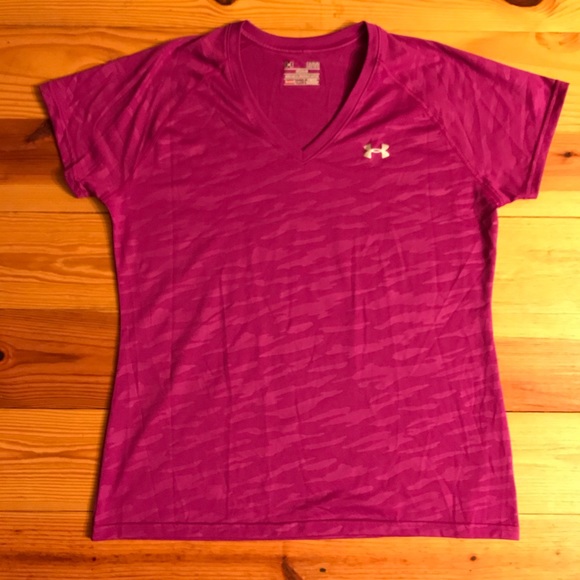 Under Armour Fuchsia Short Sleeve Top, EUC, L - Picture 1 of 9